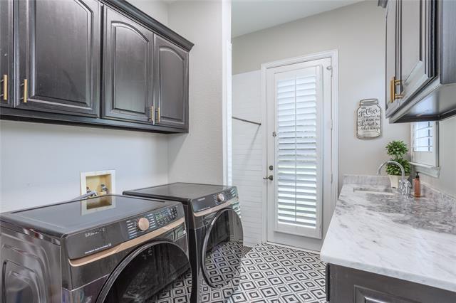 Building Photo - 1751 Silverleaf Ct