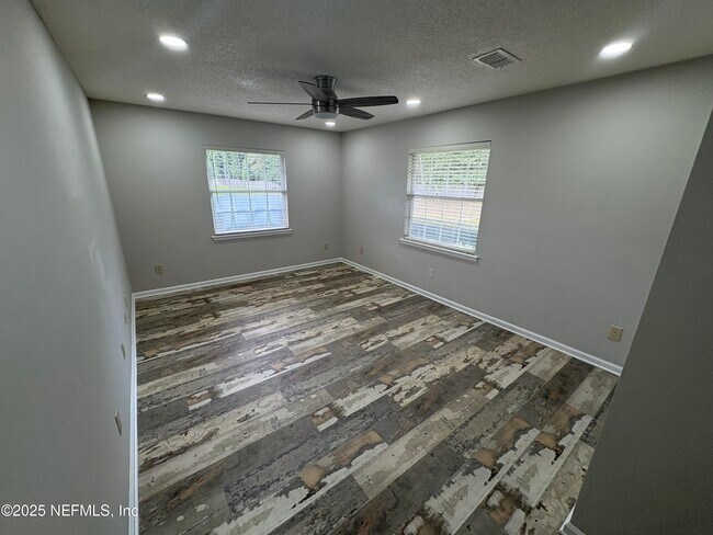 Building Photo - 3556 Lazy Willow Ct