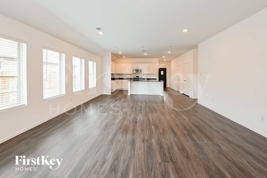 Building Photo - 5228 Pine Pass Dr