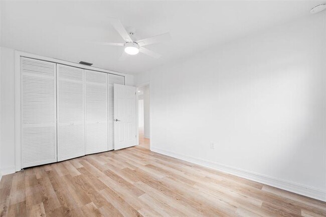 Building Photo - 7701 NW 15th Ct