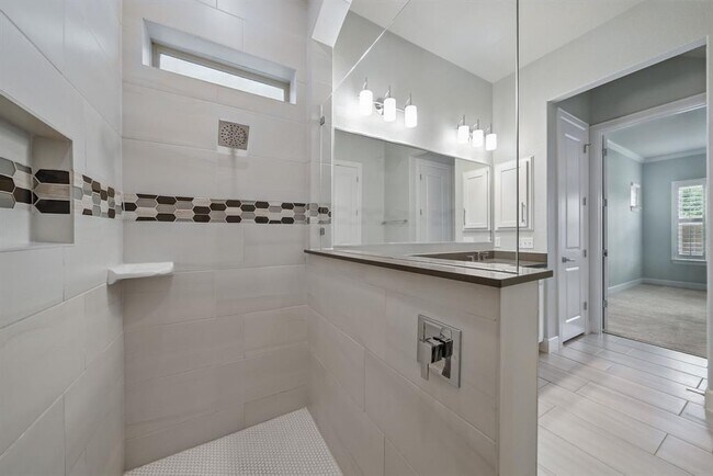 Building Photo - 5820 Harper Park Dr