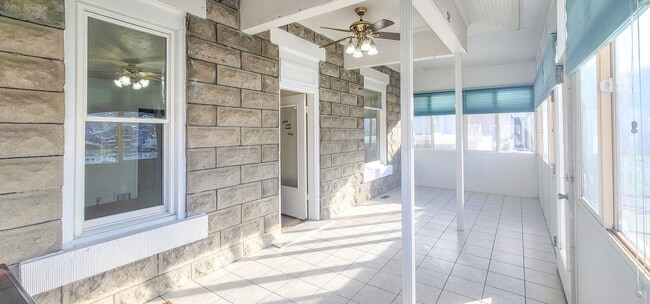 Building Photo - Bountiful City Office Space or residential
