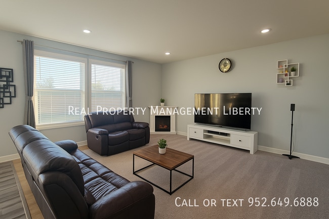 Building Photo - 7426 Ridge Creek Trl