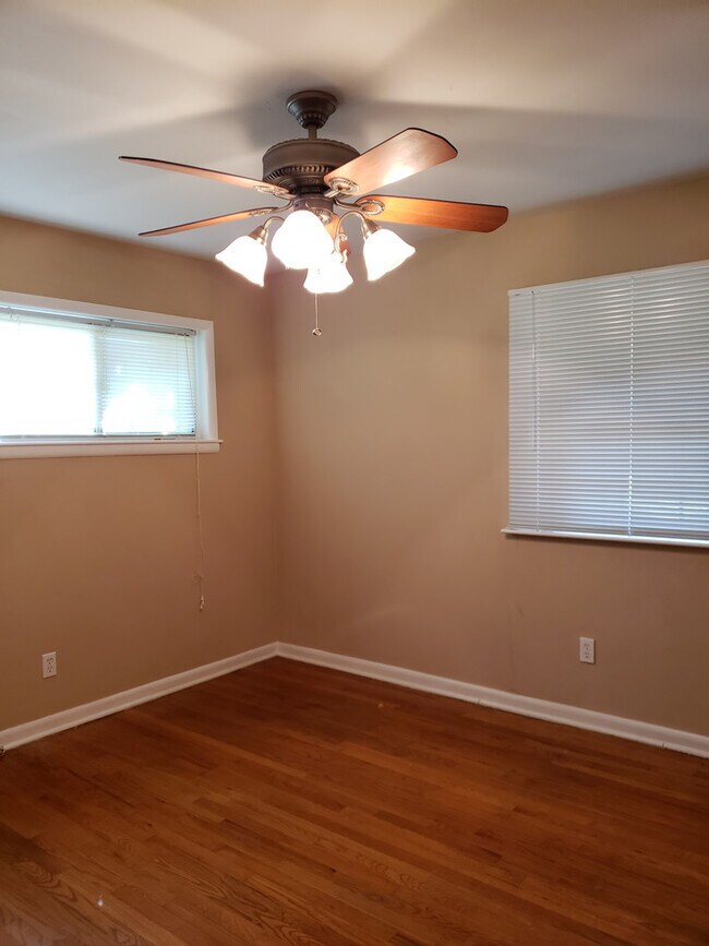 Building Photo - All On One Level - Sylvan Hills Ranch