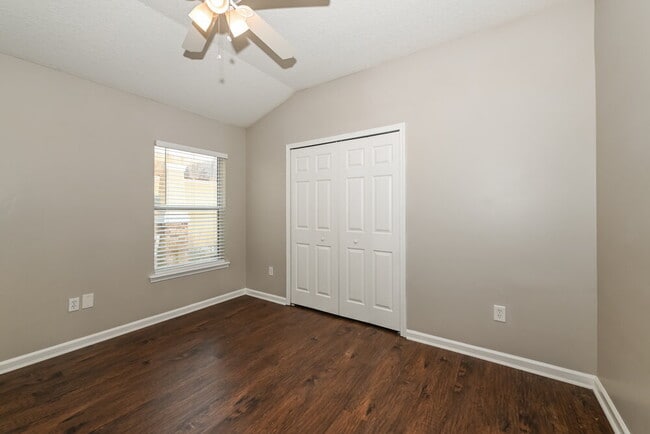 Building Photo - 3954 Pebble Brooke Circle South