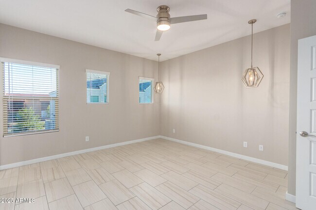 Building Photo - 2134 W Harmont Dr