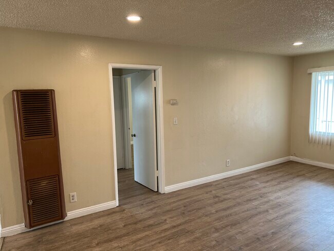 Building Photo - 7581 Jackson Way