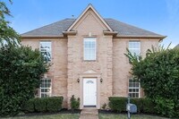 Building Photo - 763 Silver Sands Dr