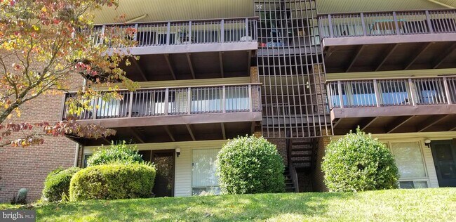 Primary Photo - 170 Talbott St