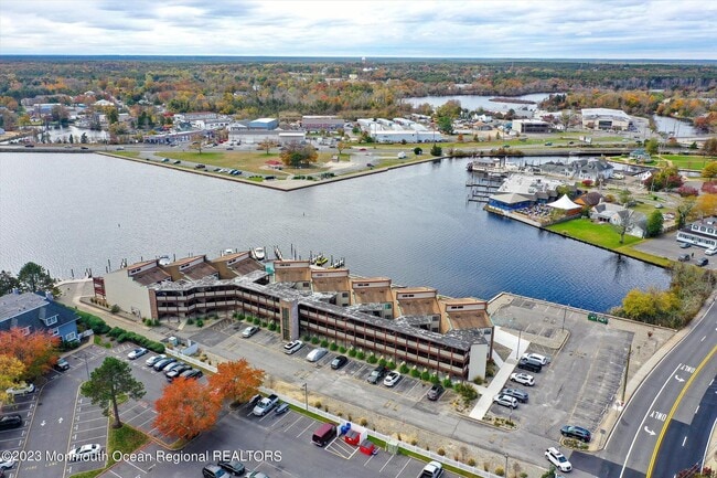 Building Photo - 77 E Water St