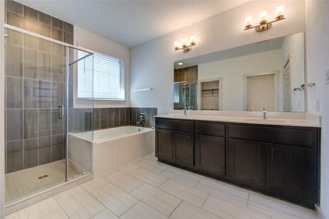 Building Photo - 3018 Schultz Manor Ln