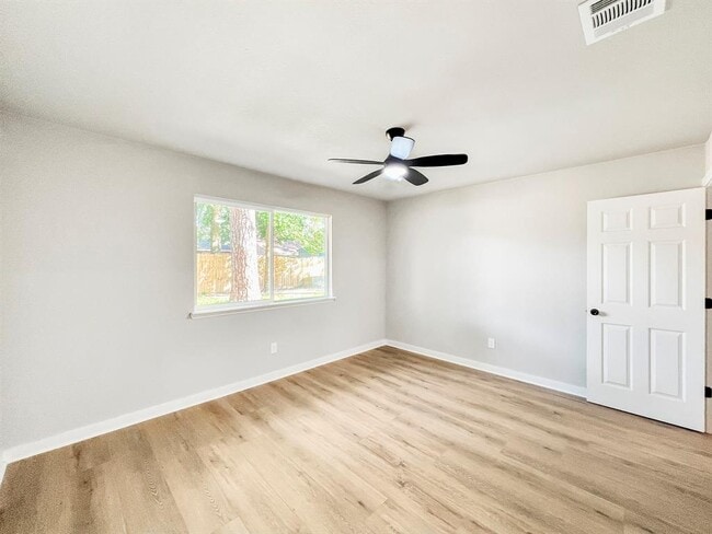 Building Photo - 4926 Adonis Dr