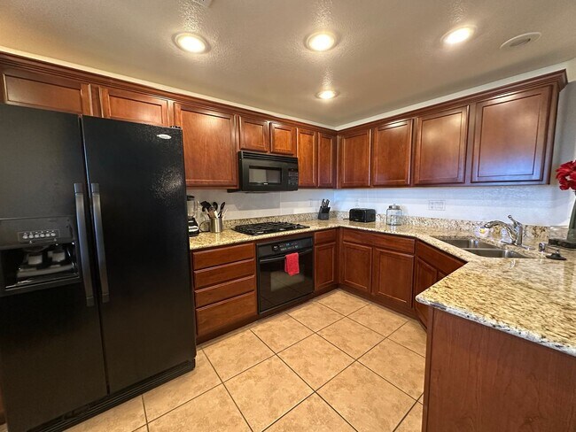 Building Photo - Fully Furnished Condo in Gated Summerlin Community – Resort-Style Living!