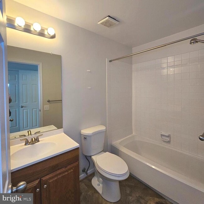 Building Photo - 9250 Cardinal Forest Ln