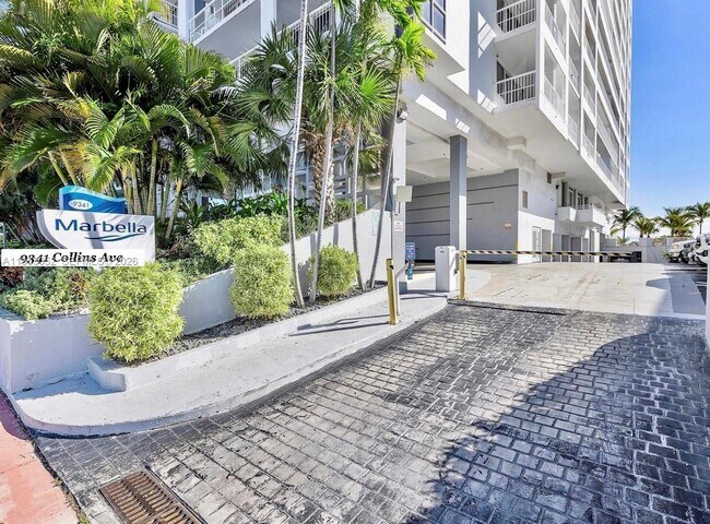 Building Photo - 9341 Collins Ave