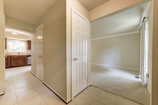 Building Photo - 12264 Dapple Gray Ct