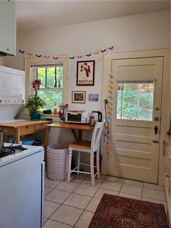 Building Photo - 705 Graham Pl