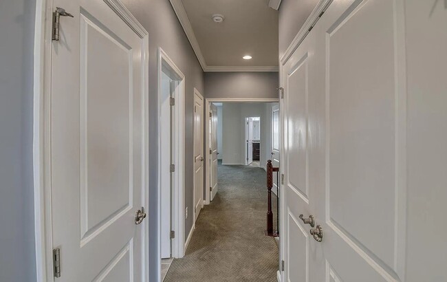 Building Photo - 4906 Small Gains Wy