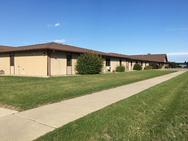 Primary Photo - Dakota Terrace Apartments