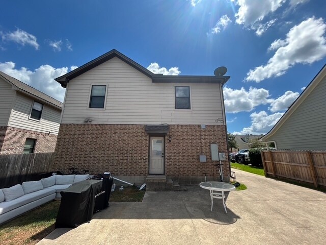 Building Photo - 1705 Boardwalk Ct