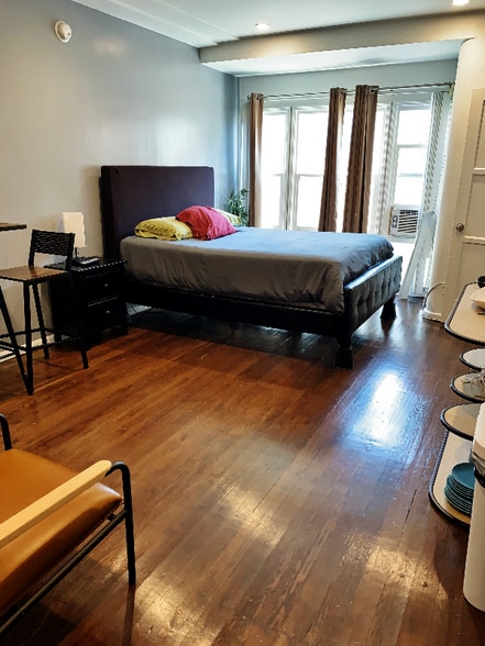 Primary Photo - 1781 Orchid Ave