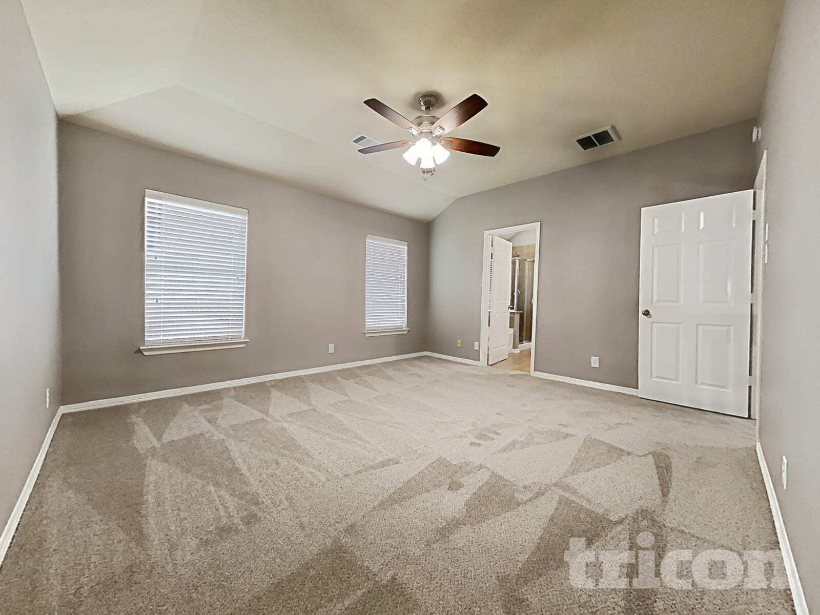 Building Photo - 24718 Lakecrest Creek Dr