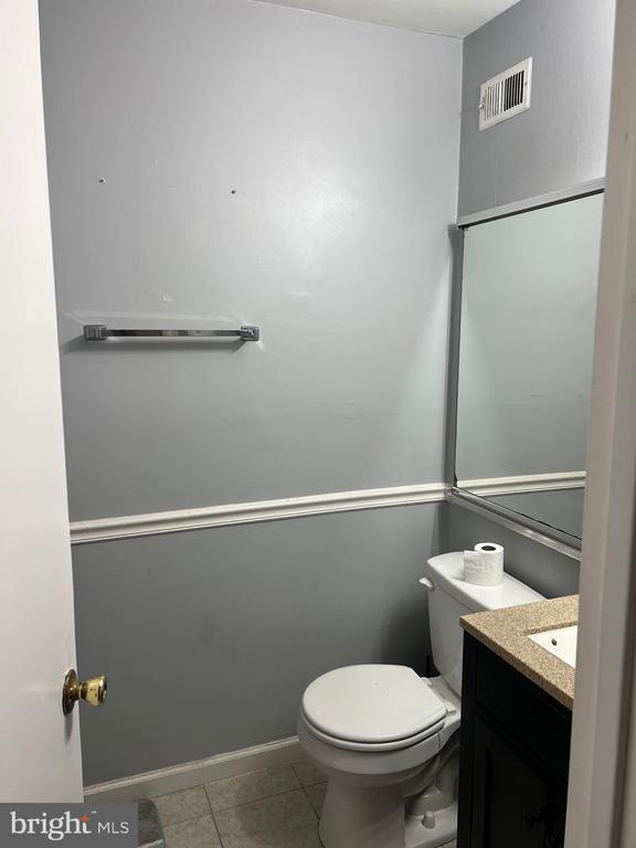 Building Photo - 2340 Ebury Ct