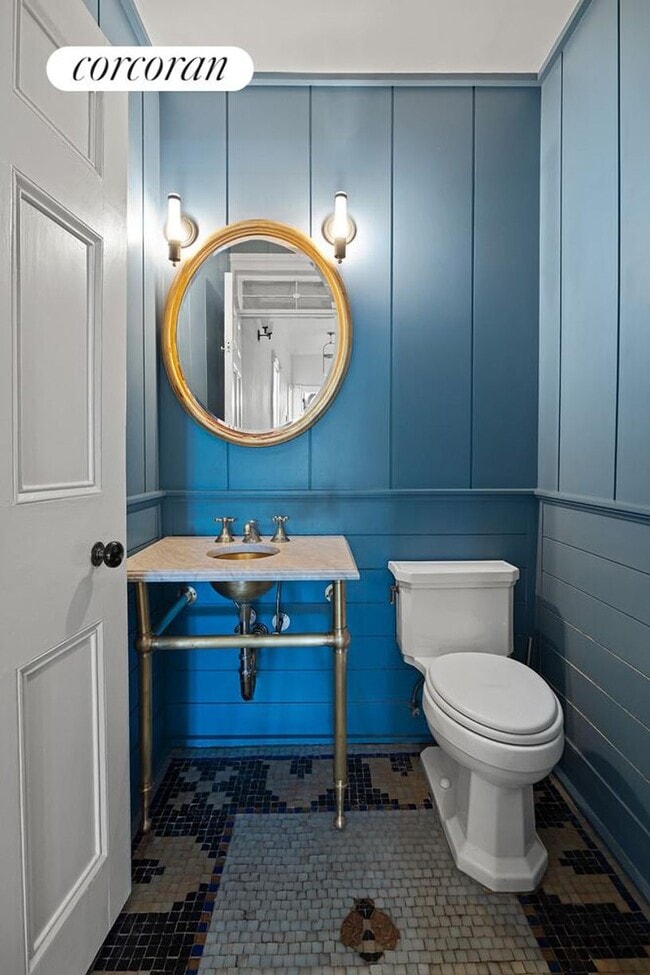 Building Photo - 57 Middagh St