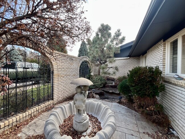 Building Photo - Gorgeous 4 bed 5 bath Luxury rental in Cherry Hills Village!