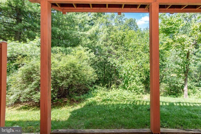 Building Photo - 13416 Burrough Farm Dr