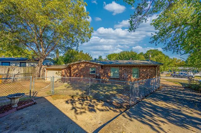 Building Photo - 4712 Laverda Dr