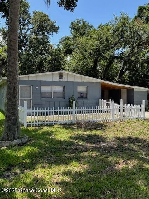 Building Photo - 915 S Fiske Blvd