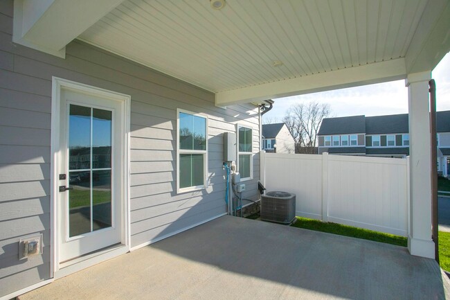 Building Photo - Beautiful Home on Cul-De-Sac in Gallatin!