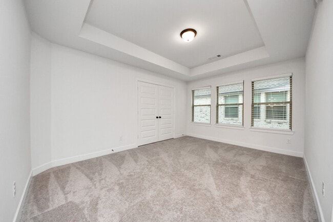 Building Photo - 20926 White Rock Crk Dr