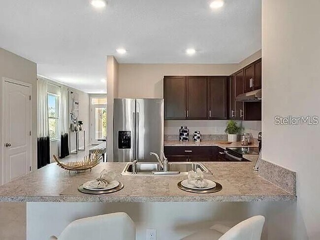 Building Photo - 2038 King Ranch St