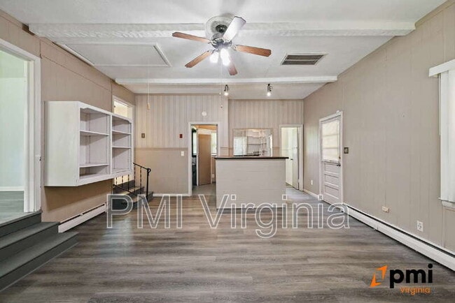 Building Photo - 812 Jasmine Ave