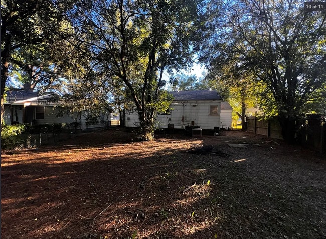 Building Photo - 849 Singapore Dr