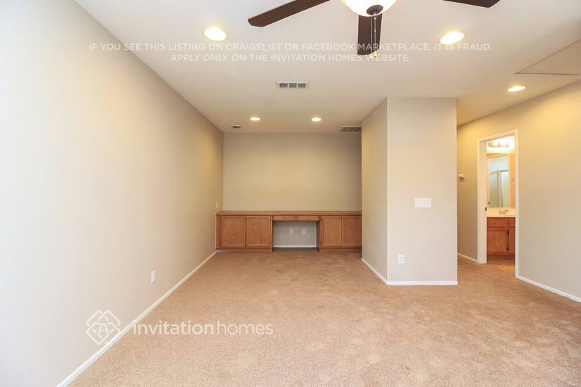 Building Photo - 25820 Boulder Rock Pl