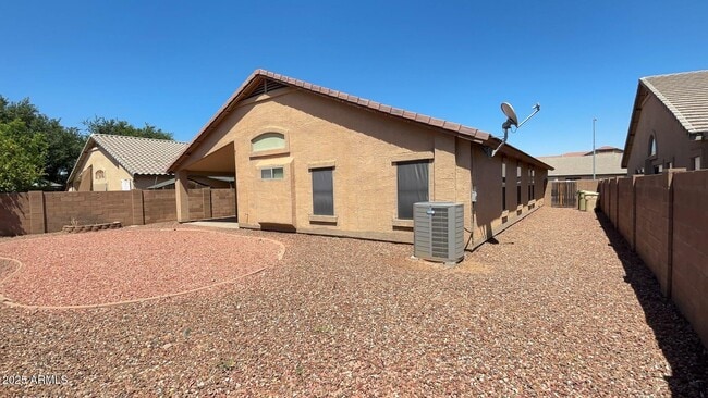 Building Photo - 8036 N 56th Ln