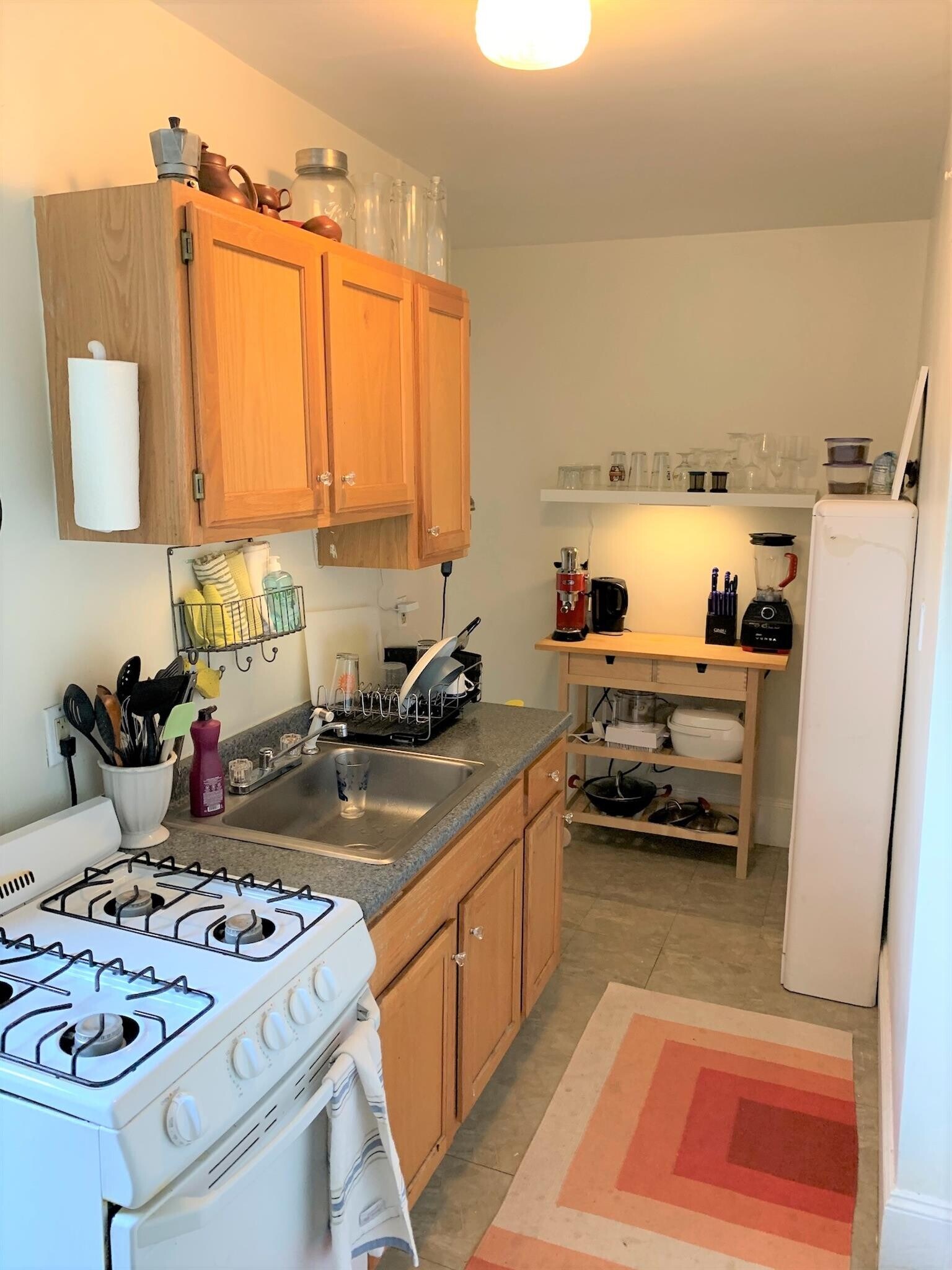 Building Photo - 156 Summer St