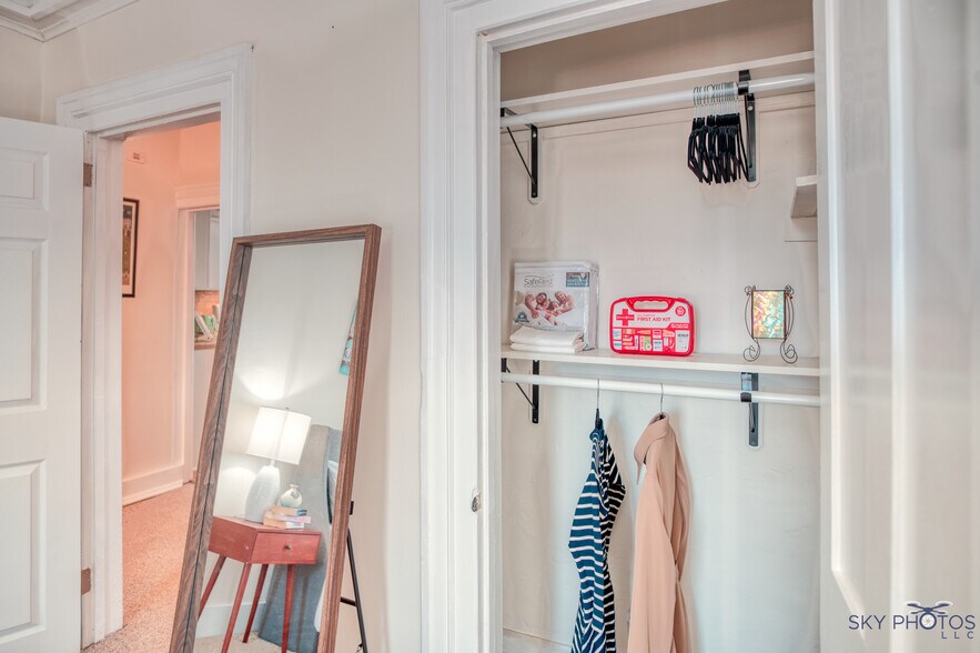 Building Photo - 52 Pomeroy Ave