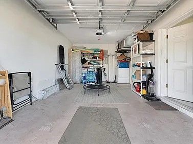 Building Photo - 2916 Woodcrest Dr