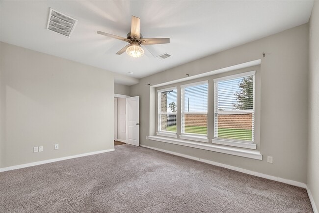 Building Photo - 12322 Upper Mar Dr