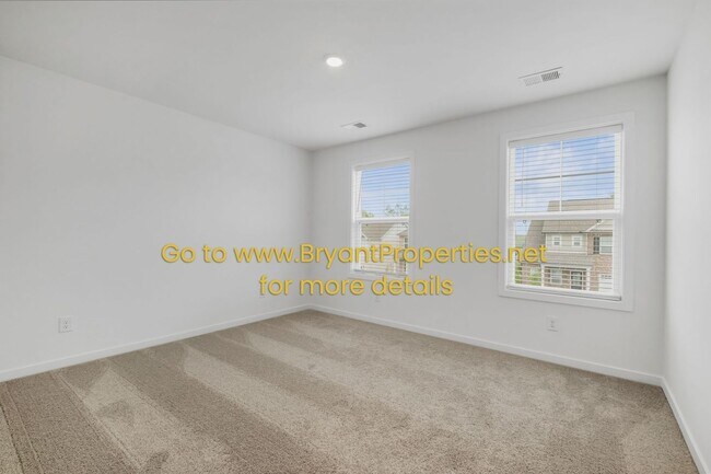 Building Photo - Gallatin - New 4-Bedrooms, 2.5 Baths