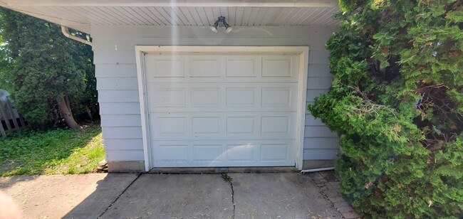 Building Photo - 1163 Higgins Ave