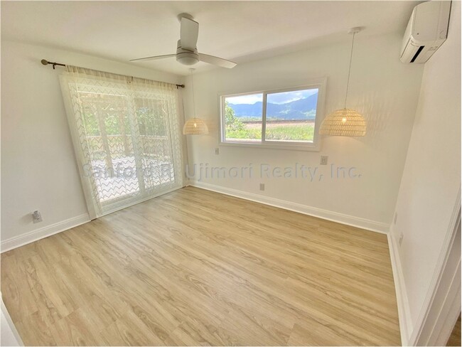 Building Photo - Kailua – Kihapai Street (4 bed/2 bath/3 prkg)