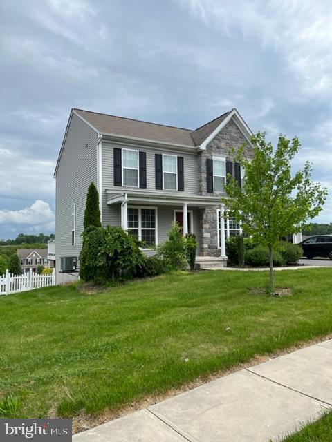 Building Photo - 35 Crabapple Dr