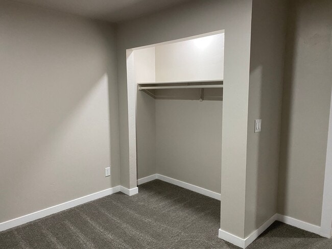 Building Photo - Remodeled 2 Bedroom 1 Bathroom House **Available NOW**