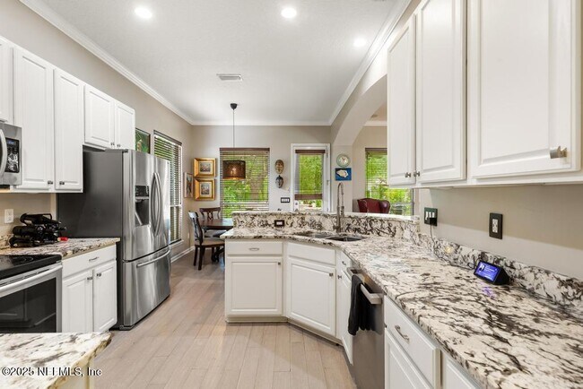Building Photo - 4572 Comanche Trail Blvd