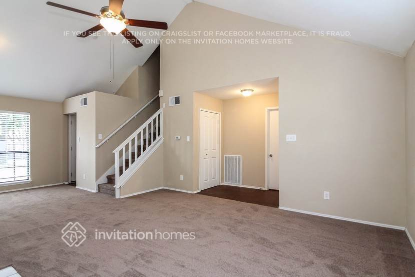 Building Photo - 568 Fisher Dr
